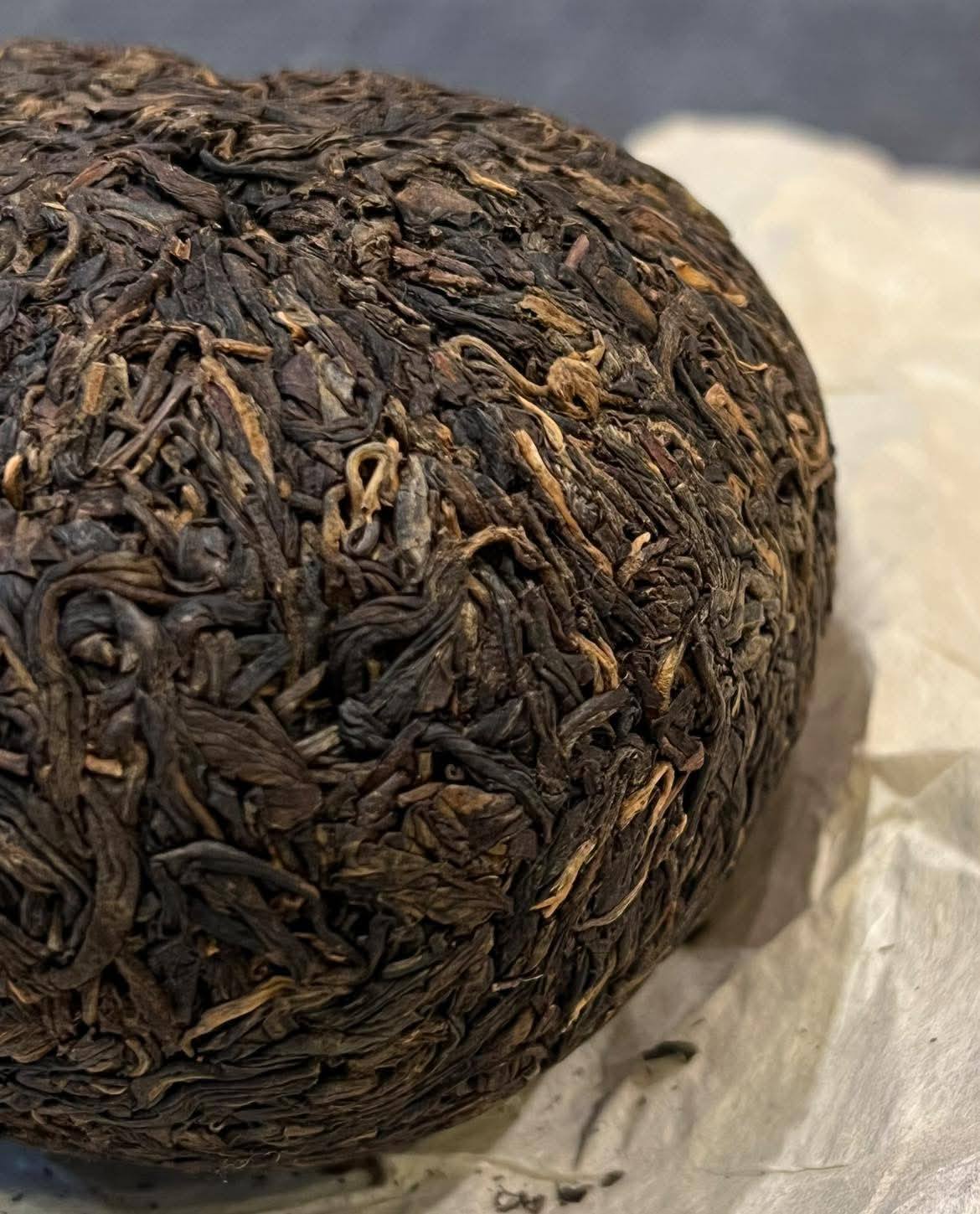 2009 Tongqinghao Yiwu Golden Melon Raw Puer