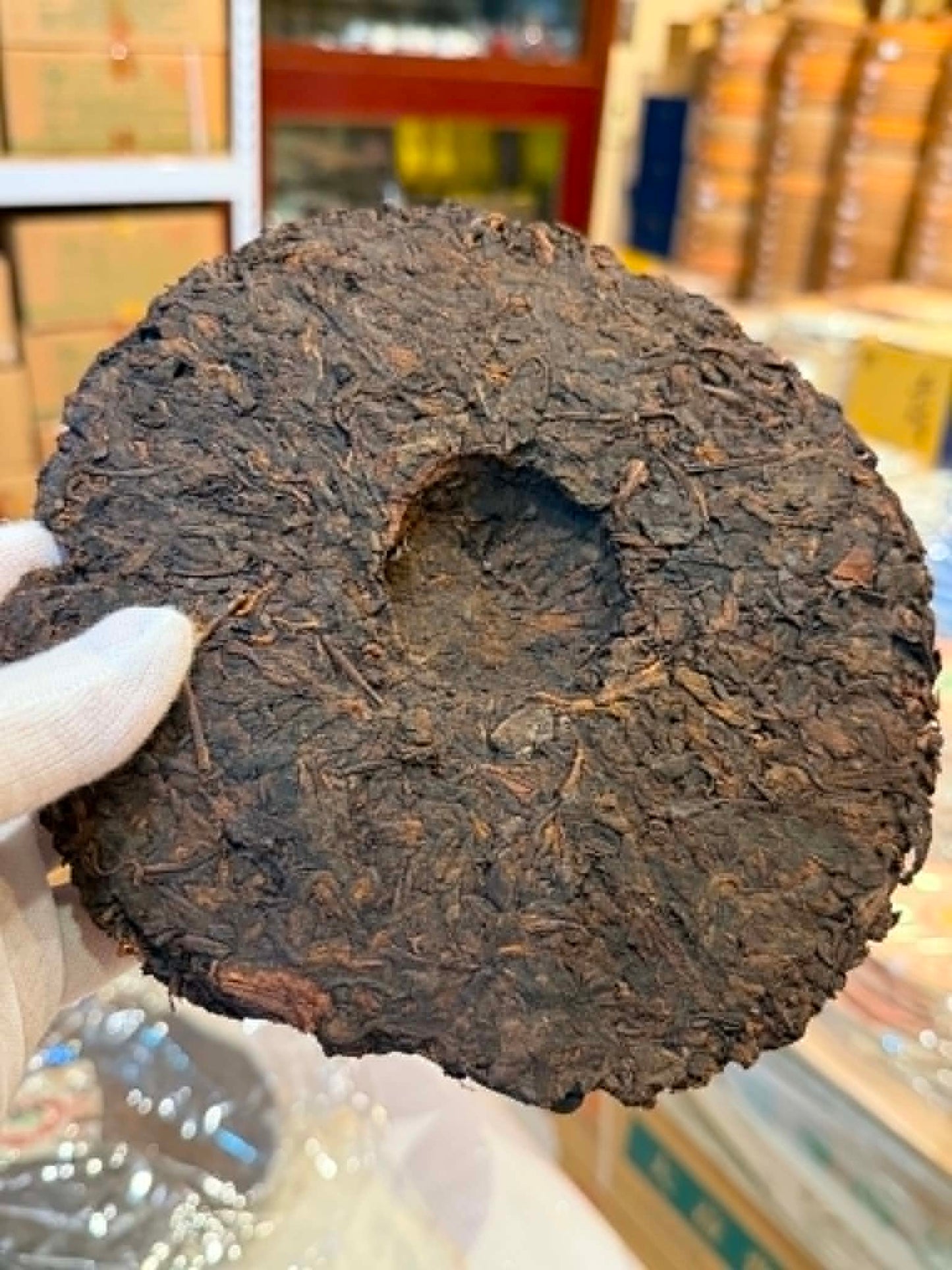 1994 Menghai Tea Factory 8592 Old Ripe Cake