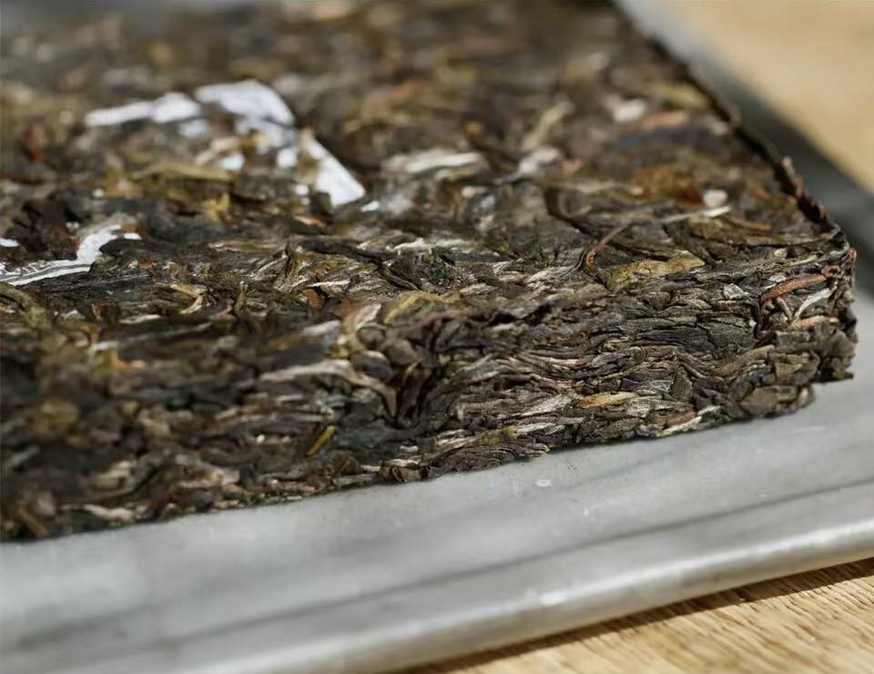 2019 Guanzizai Zhen Yun Brick Raw and Ripe