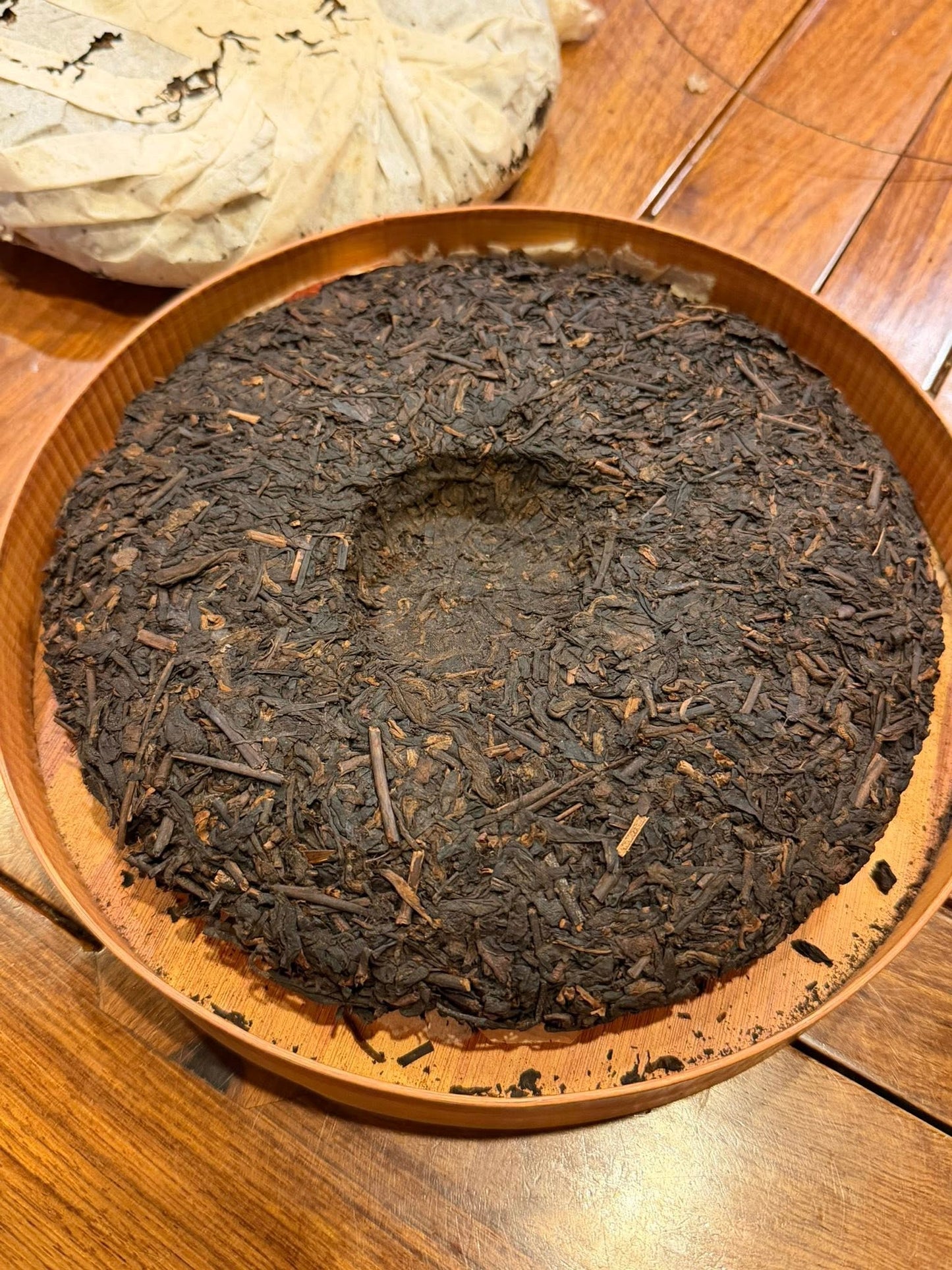 1999 Menghai Tea Factory Daiwen 7592 Ripe Cake