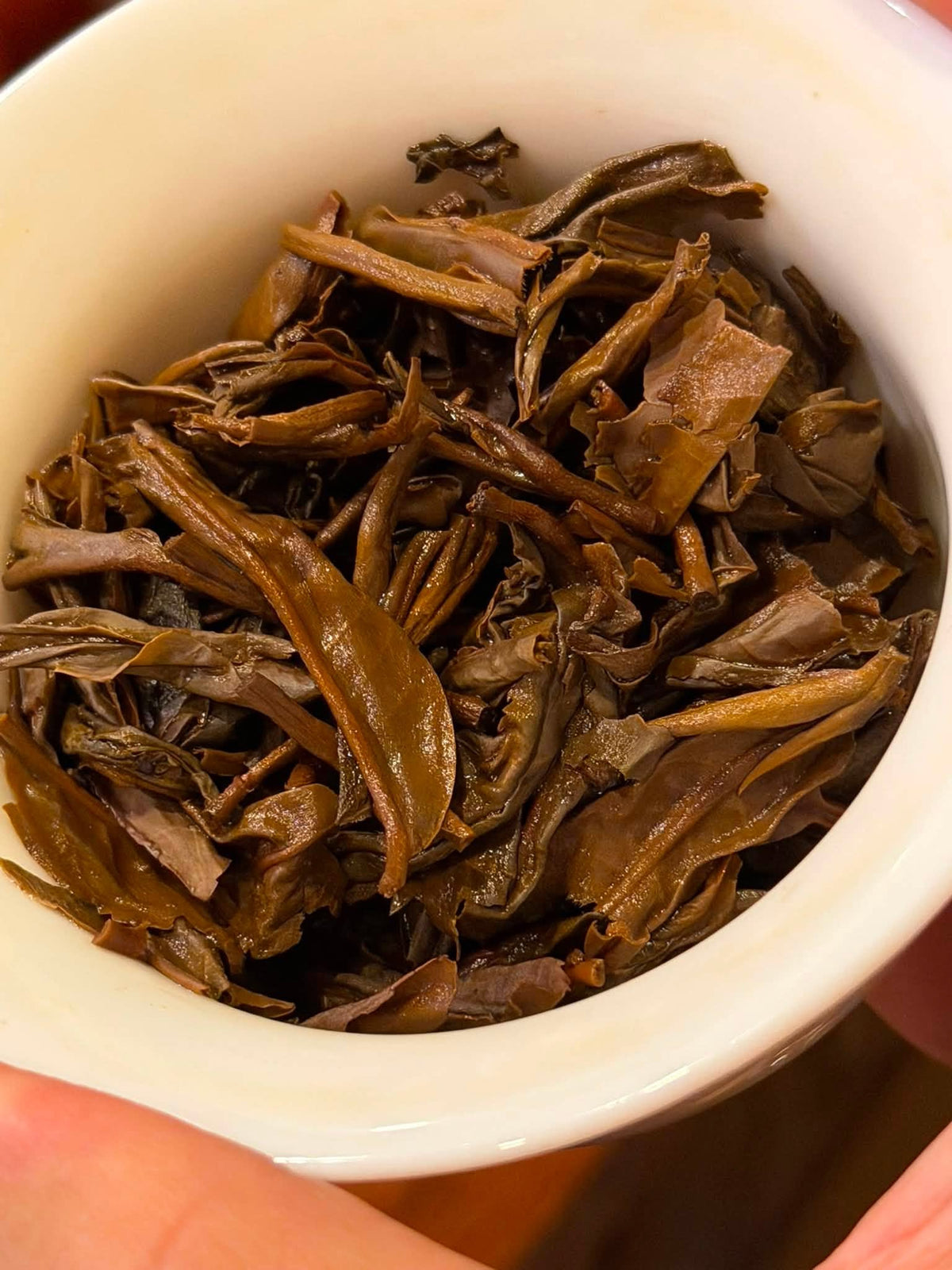 2010 Mengku Rongshi "Da Hong Yin" Raw Puerh