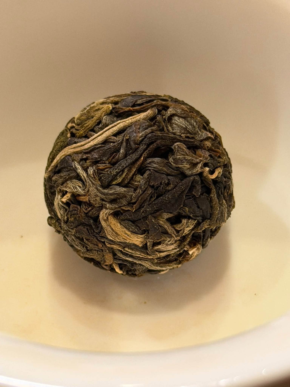 2025 Guanzizai "Baihuatan Gaogan Gushu" Raw Puerh Dragon Balls