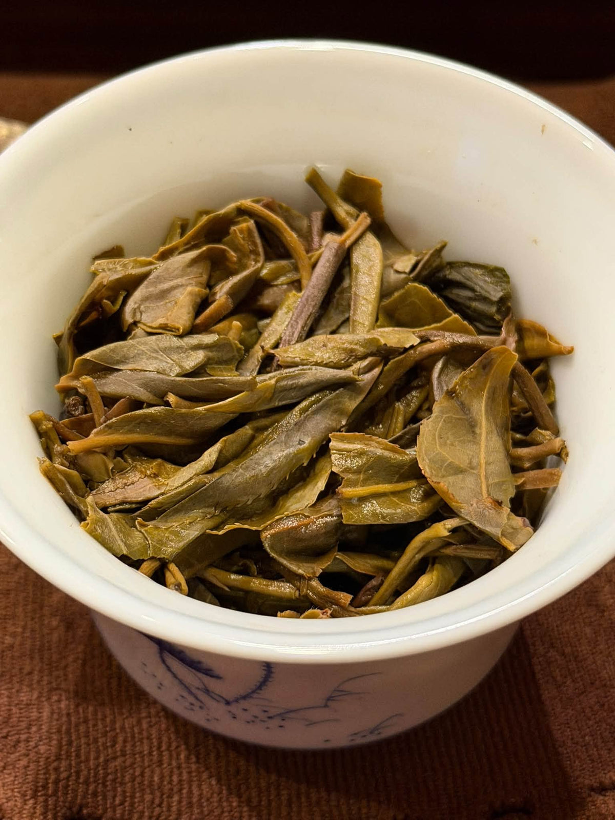 2026 Guanzizai "Fenghuangwo Gaogan Gushu" Raw Puerh Cake (200g)