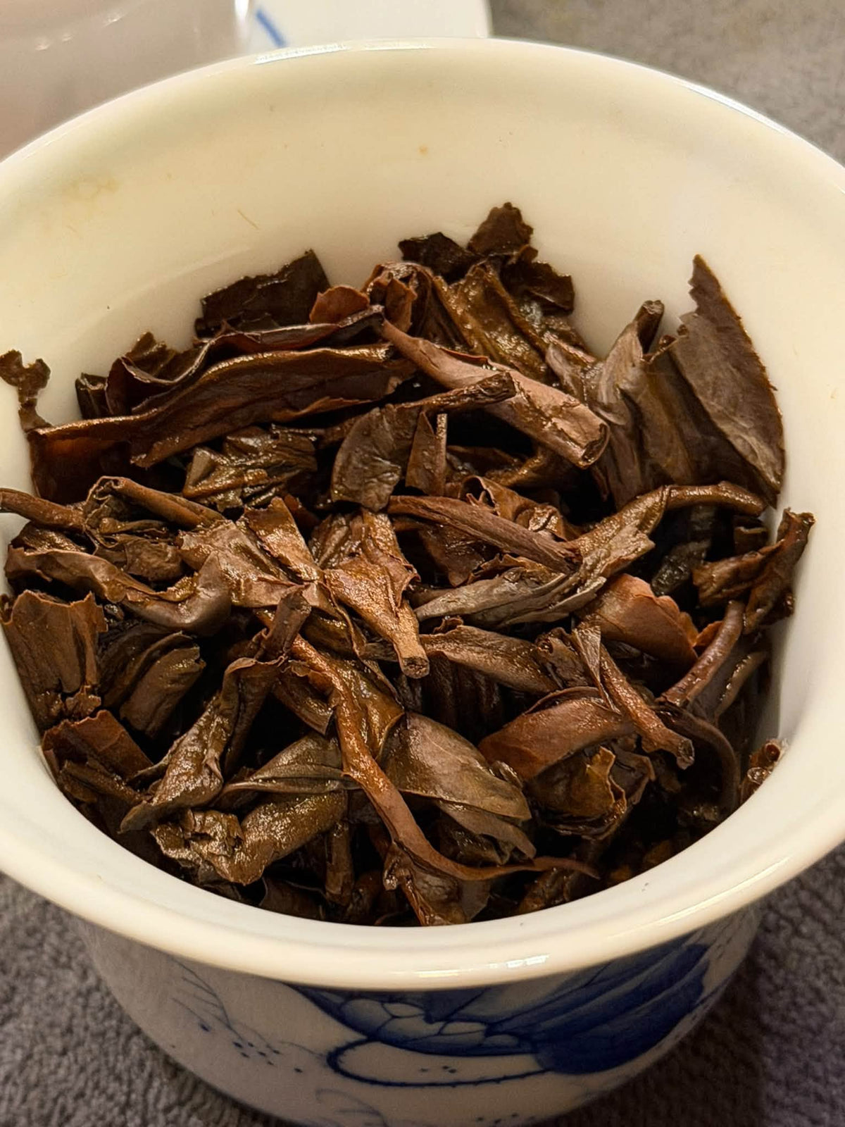 Late 1980s Menghai 7542 "88 Qingbing" Thin Paper Raw Puerh Cake