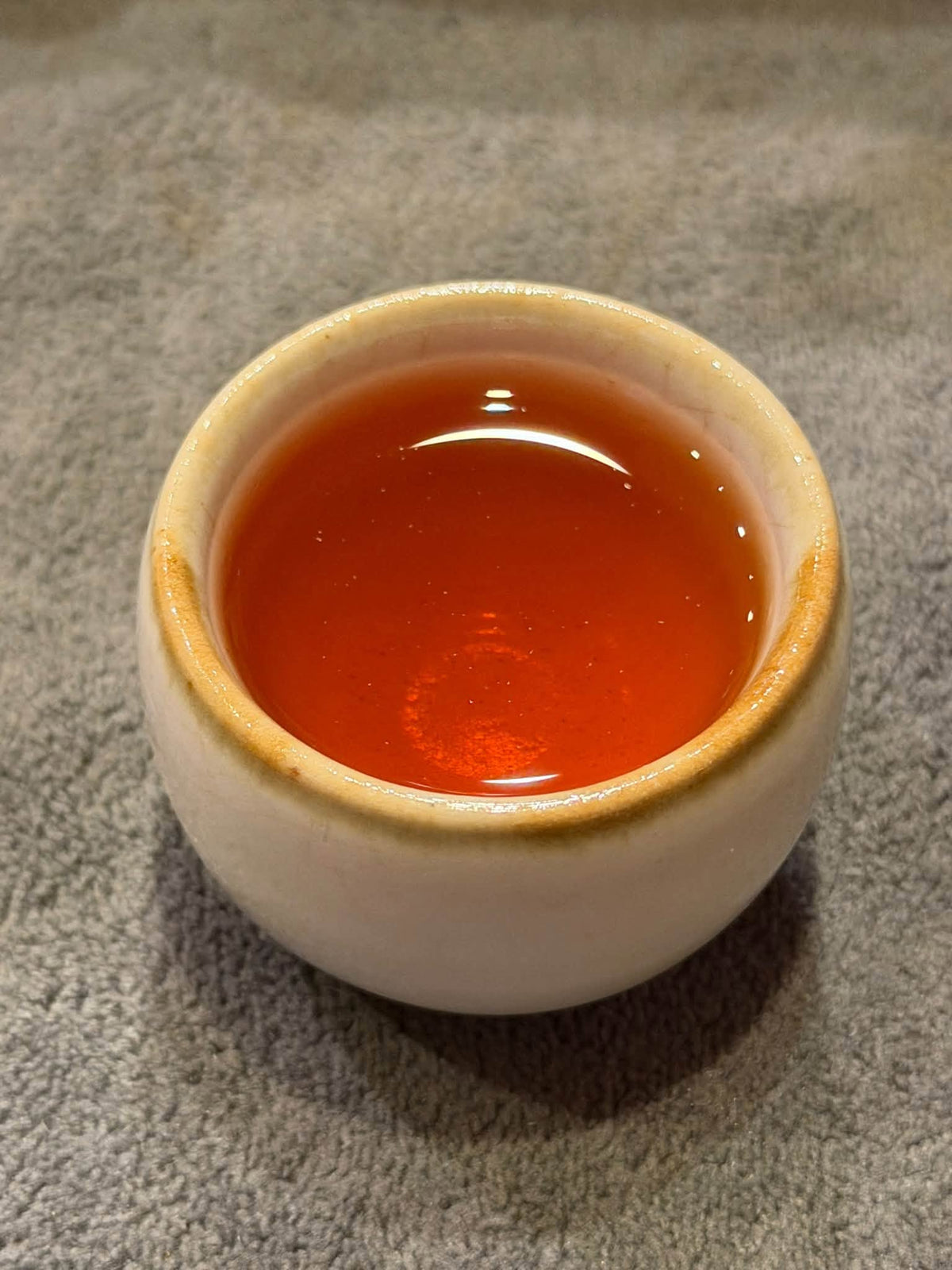 Late 1980s Menghai 7542 "88 Qingbing" Thin Paper Raw Puerh Cake
