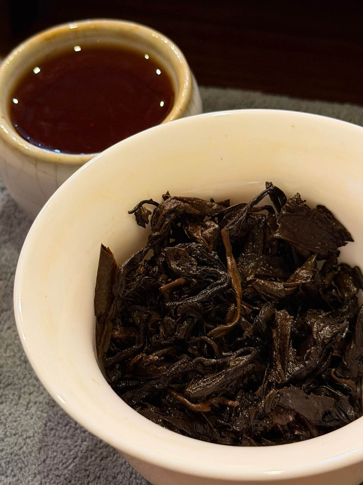 Late 1980s Menghai Thick Paper 7572 Ripe Puerh Cake