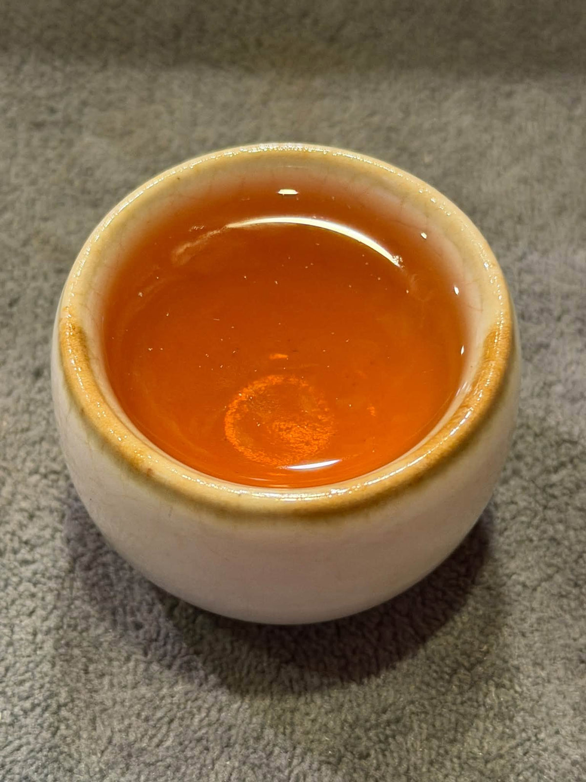 2004 Mengku Rongshi "Yuqian Chun" Century-Old Ancient Tea Tree Raw Puerh Cake